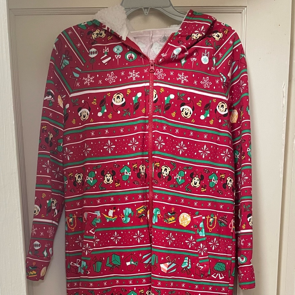 Onesie - Picture 2 of 3